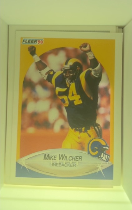 1990 Fleer #46 Mike Wilcher — front