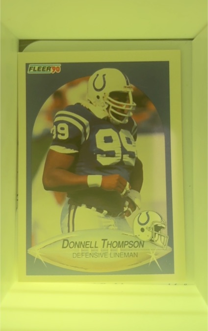 1990 Fleer #233 Donnell Thompson — front