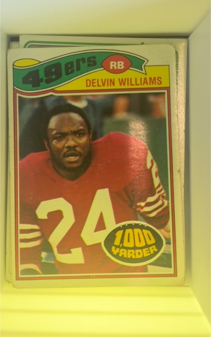 1977 Topps #425 Delvin Williams — front