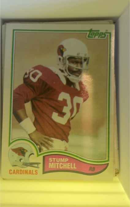 1982 Topps #472 Stump Mitchell — front
