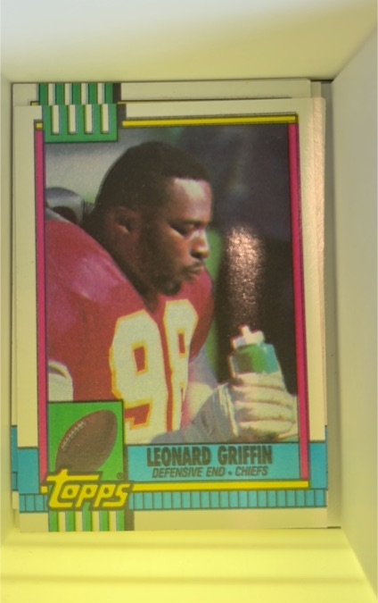 1990 Topps #251 Leonard Griffin — front