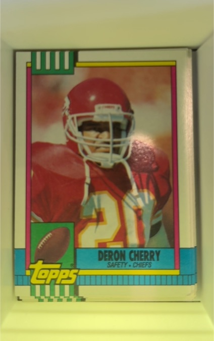 1990 Topps #261 Deron Cherry — front