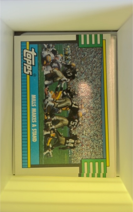 1990 Topps #525 Sam Mills — front