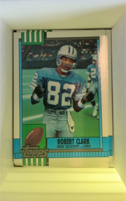 1990 Topps #358 Robert Clark — front