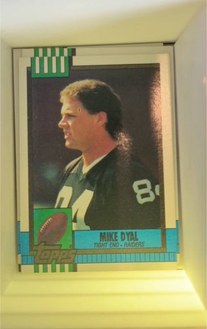 1990 Topps #286 Mike Dyal — front