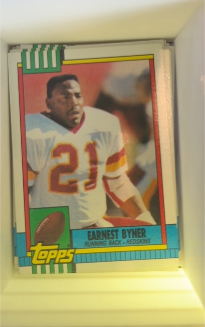 1990 Topps #121 Earnest Byner — front