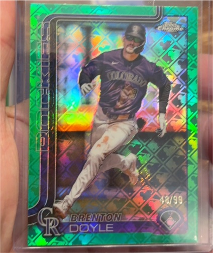 2025 Topps Chrome #118 Brenton Doyle Green Geometric Refractor /99 — front