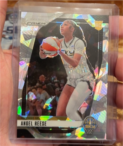 2024 Panini Prizm WNBA #10 Angel Reese — front