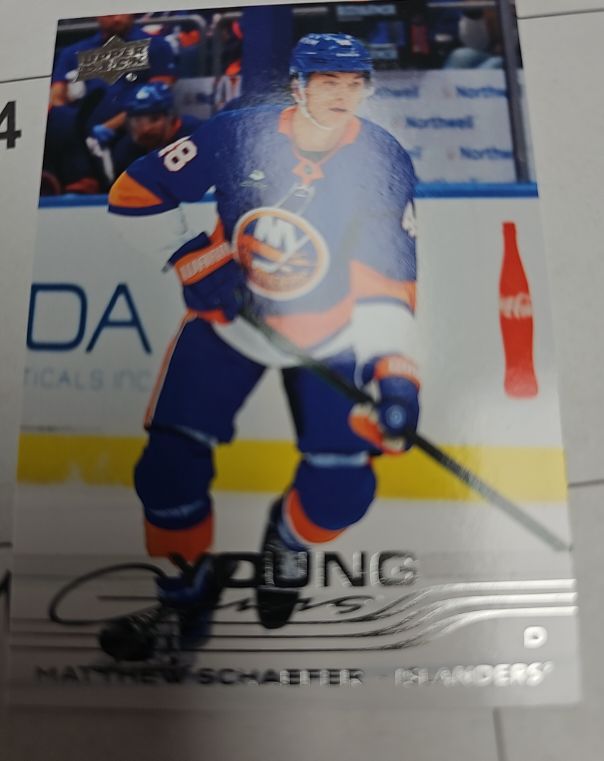 2025-26 Upper Deck Series 2 #451 Matthew Schaefer Young Guns — front