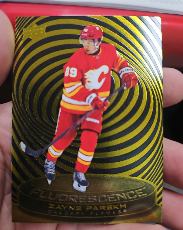 2025-26 Upper Deck Series 2 Fluorescence #F-33 Zayne Parekh — front