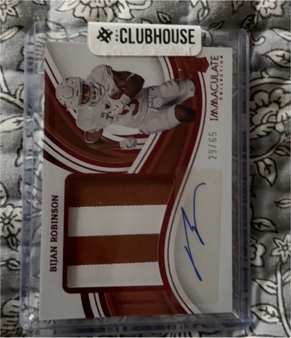 2023 Panini Immaculate Collegiate #29 Bijan Robinson — front