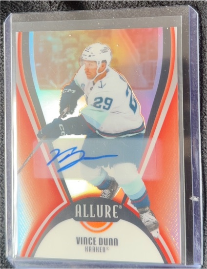 2025-26 Upper Deck Allure #92 Vince Dunn — front