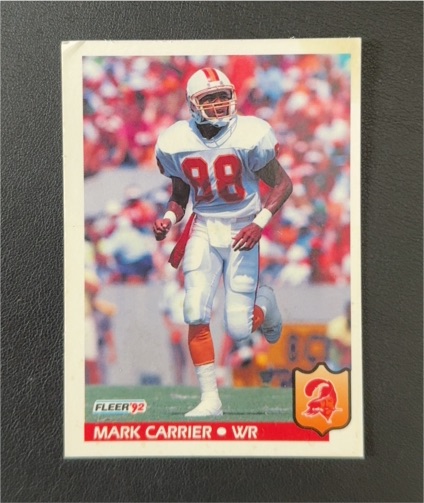1992 Fleer #402 Mark Carrier — front