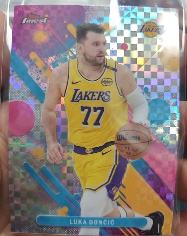 2025-26 Topps Finest #81 Luka Dončić — front