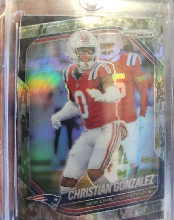 2025 Panini Prizm #176 Christian Gonzalez — front