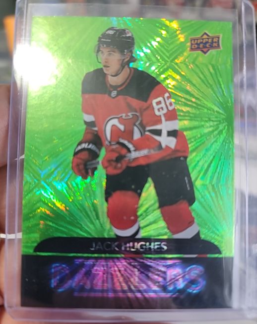 2020-21 Upper Deck Dazzlers #DZ-78 Jack Hughes — front