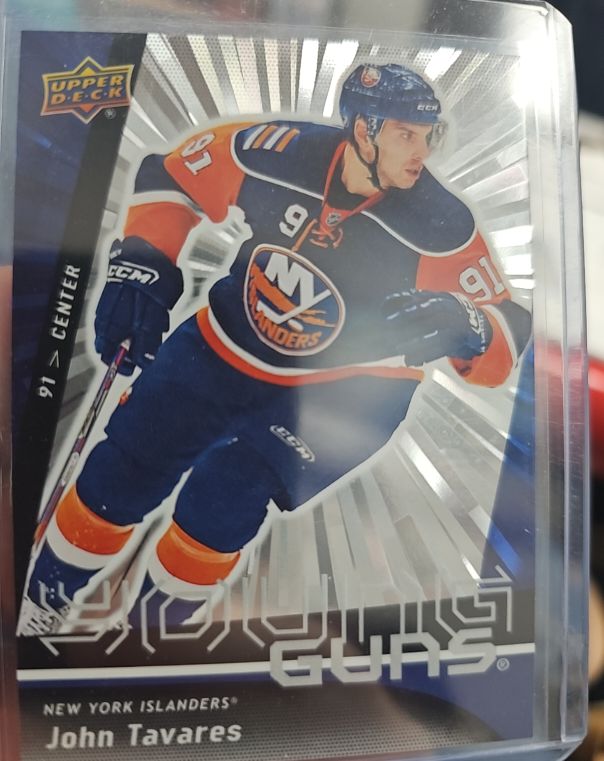 2024-25 Upper Deck Series 1 Young Guns Renewed #YGR-28 John Tavares — front