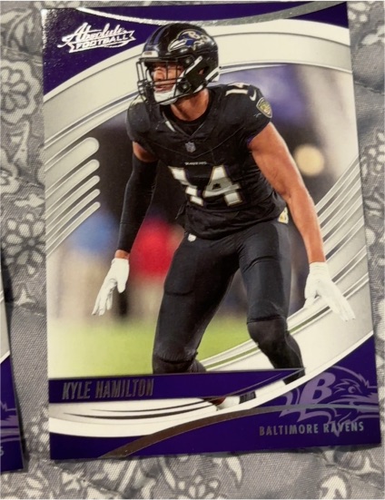 2025 Panini Absolute #28 Kyle Hamilton — front