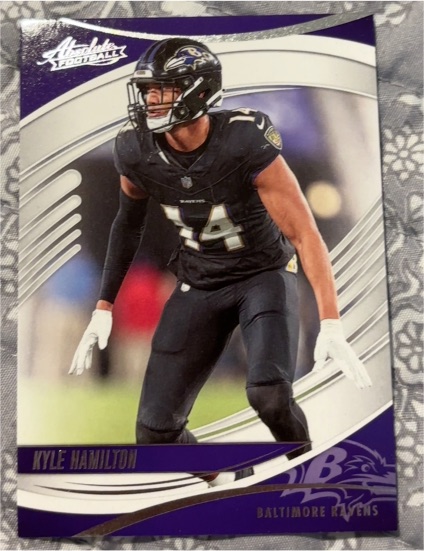 2025 Panini Absolute #28 Kyle Hamilton — front