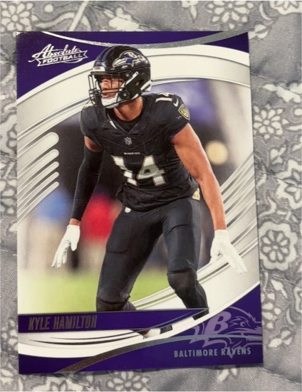 2025 Panini Absolute #28 Kyle Hamilton — front