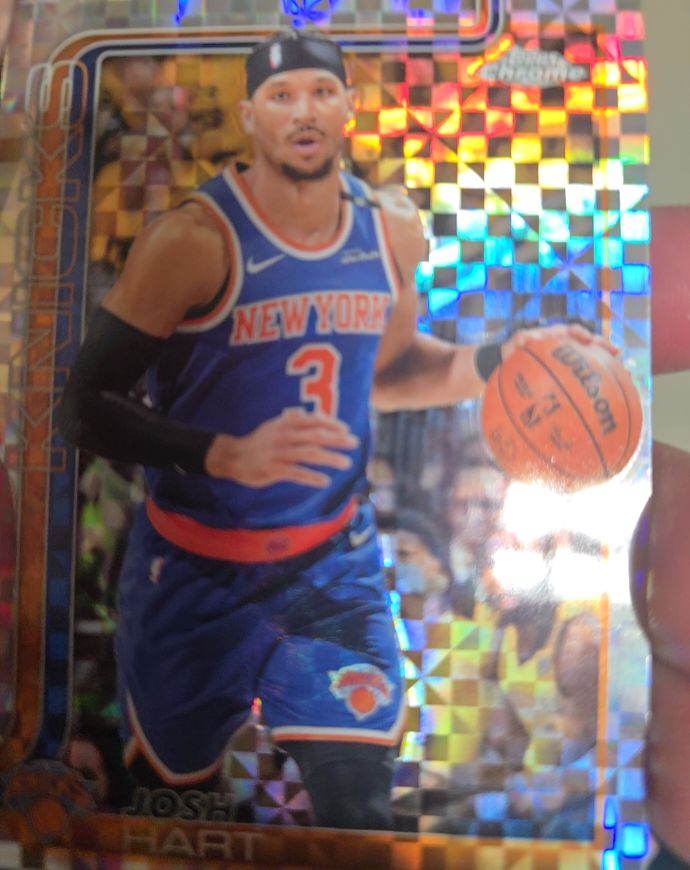2025-26 Topps Chrome #160 Josh Hart — front