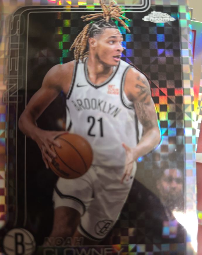 2025-26 Topps Chrome #23 Noah Clowney X-Fractor Brooklyn Nets — front