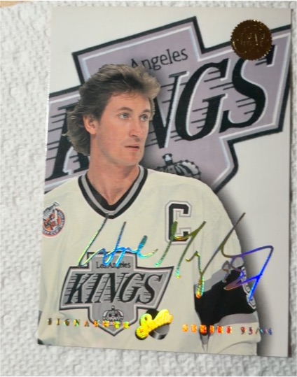1993-94 Leaf Studio Signature #4 Wayne Gretzky — front