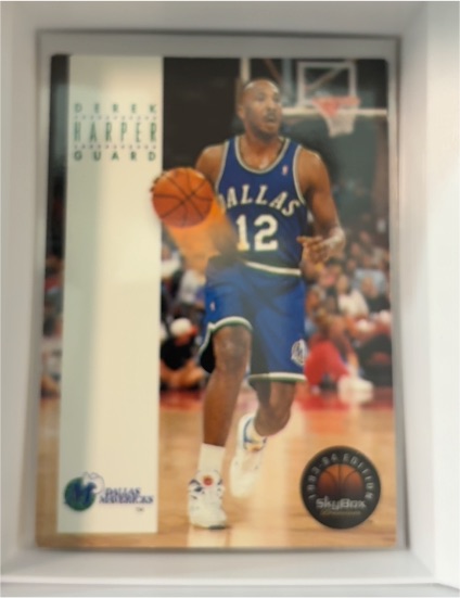 1993-94 SkyBox Premium #56 Derek Harper — front