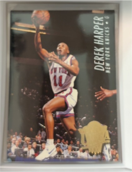1994-95 SkyBox Premium #111 Derek Harper — front