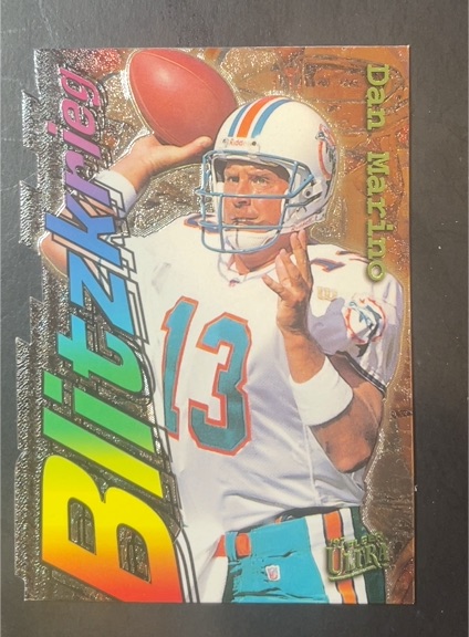 1997 Fleer Ultra #5 Dan Marino Blitzkrieg — front