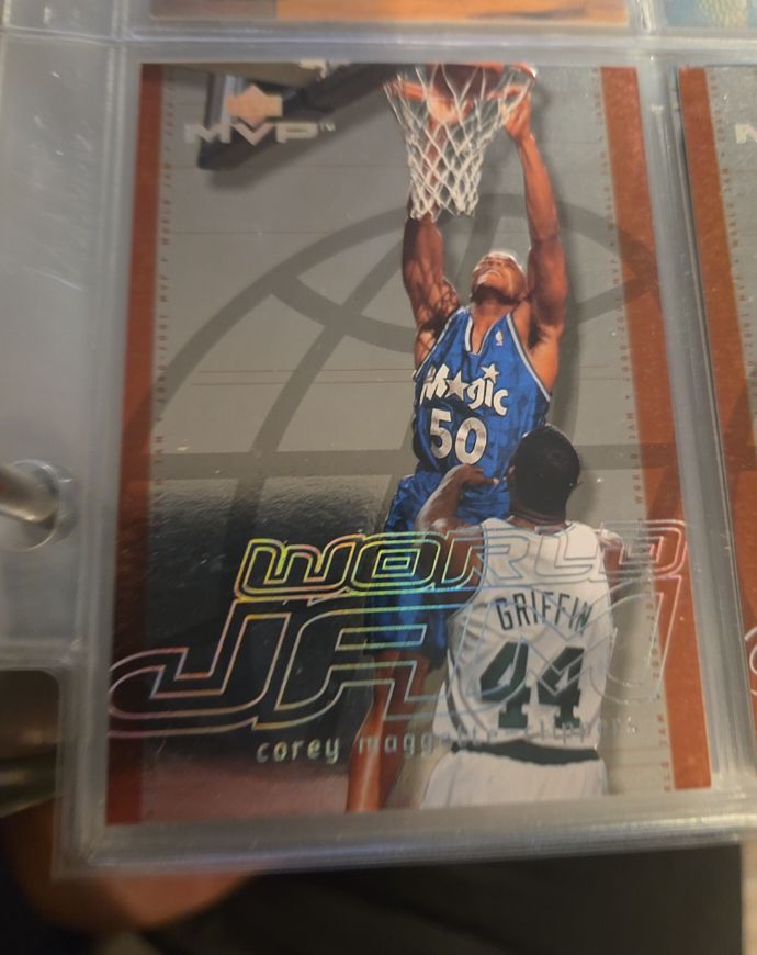 2000-01 Upper Deck MVP World Jam #WJ6 Corey Maggette — front