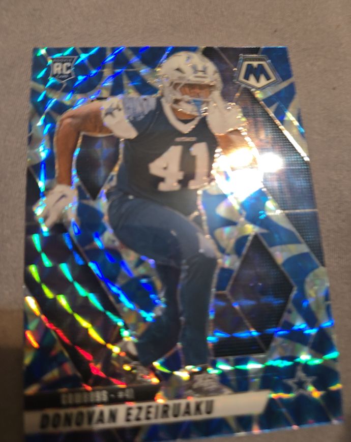 2025 Panini Mosaic #337 Donovan Ezeiruaku — front