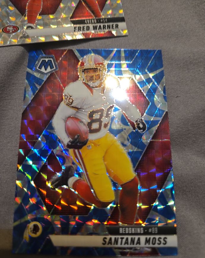 2025 Panini Mosaic #210 Santana Moss — front