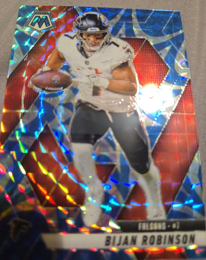 2024 Panini Mosaic #9 Bijan Robinson — front