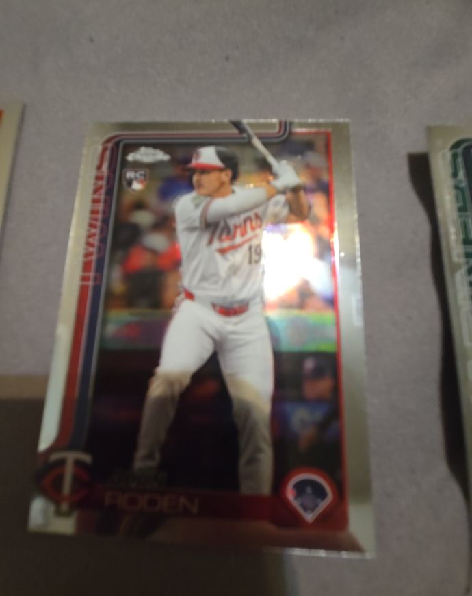 2025 Topps Chrome Update #USC41 Alan Roden — front