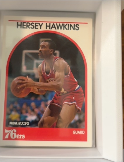 1989-90 NBA Hoops #137 Hersey Hawkins — front