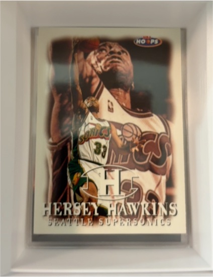 1997-98 Hoops #139 Hersey Hawkins Seattle SuperSonics — front