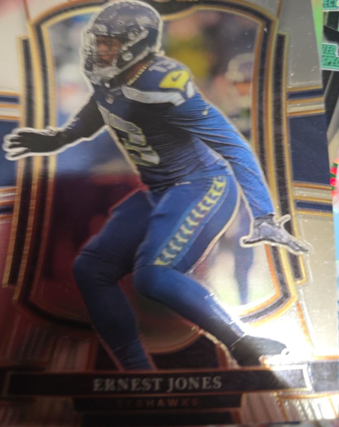 2025 Panini Select #113 Ernest Jones Premier Level Silver Prizm Seattle Seahawks — front
