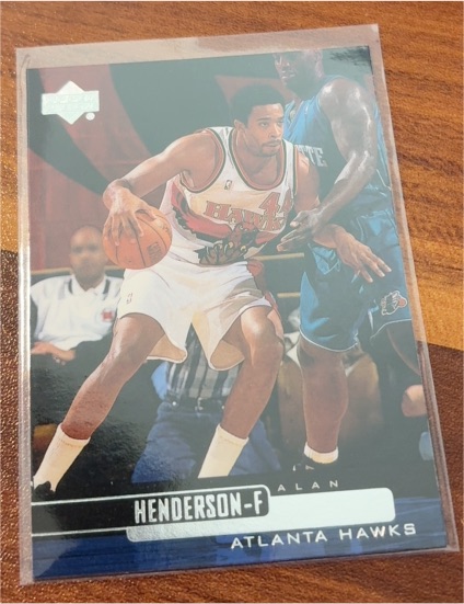 1995-96 Upper Deck #132 Alan Henderson — front