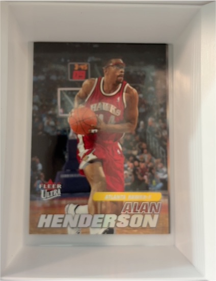 1996-97 Fleer Ultra #2 Alan Henderson — front