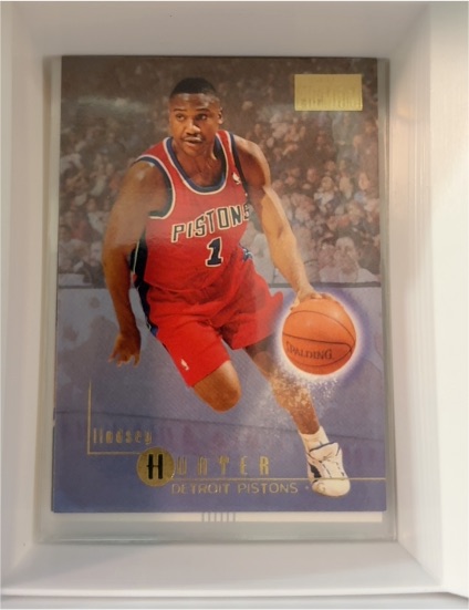 1996-97 SkyBox Premium #35 Lindsey Hunter — front