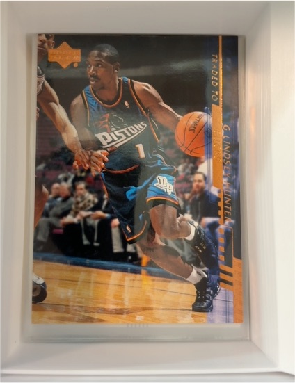 2000-01 Upper Deck #50 Lindsey Hunter — front