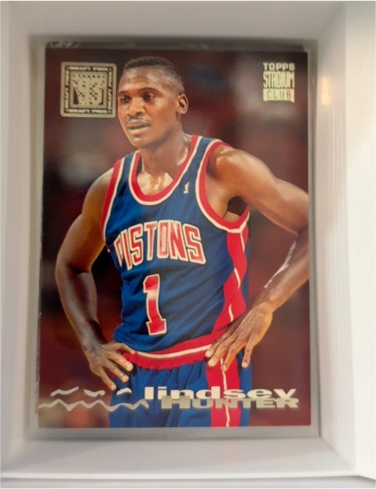 1993-94 Topps Stadium Club #274 Lindsey Hunter — front