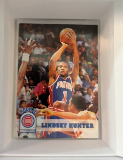 1993-94 NBA Hoops #333 Lindsey Hunter — front