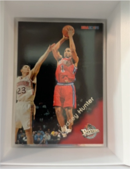 1996-97 Hoops #48 Lindsey Hunter Detroit Pistons — front