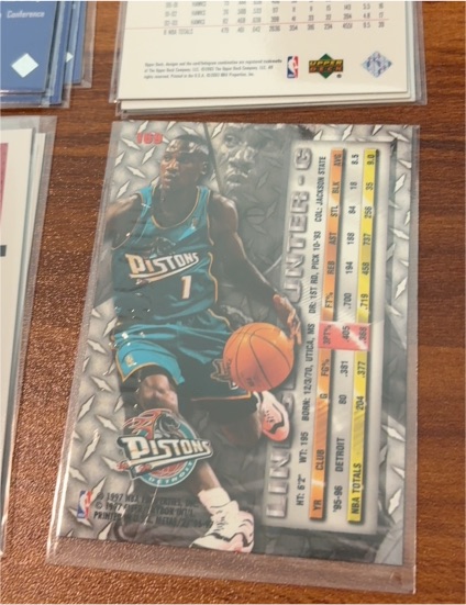 1993-94 Upper Deck #492 Lindsey Hunter — front