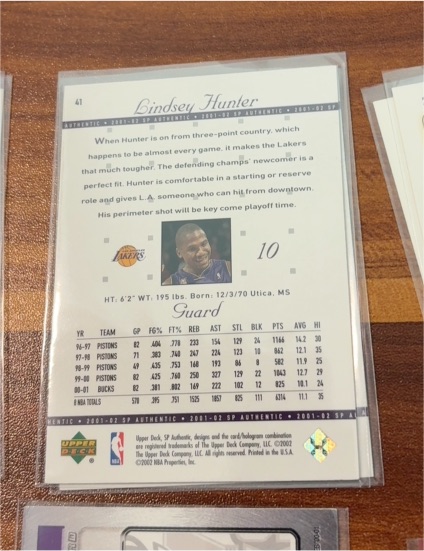 2001-02 SP Authentic #41 Lindsey Hunter — front