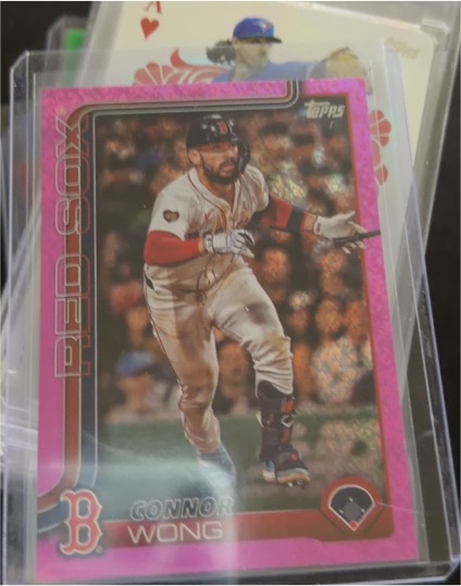 2025 Topps Series 1 #10 Connor Wong Pink Diamante Foil — front