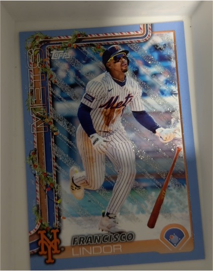 2025 Topps Holiday #H171 Francisco Lindor — front