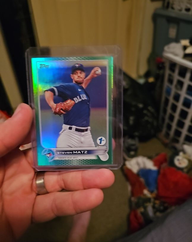 2022 Topps Series 1 #276 Steven Matz Rainbow Foil Parallel — front